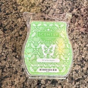 Scentsy Green A is for Apple Wax Bar